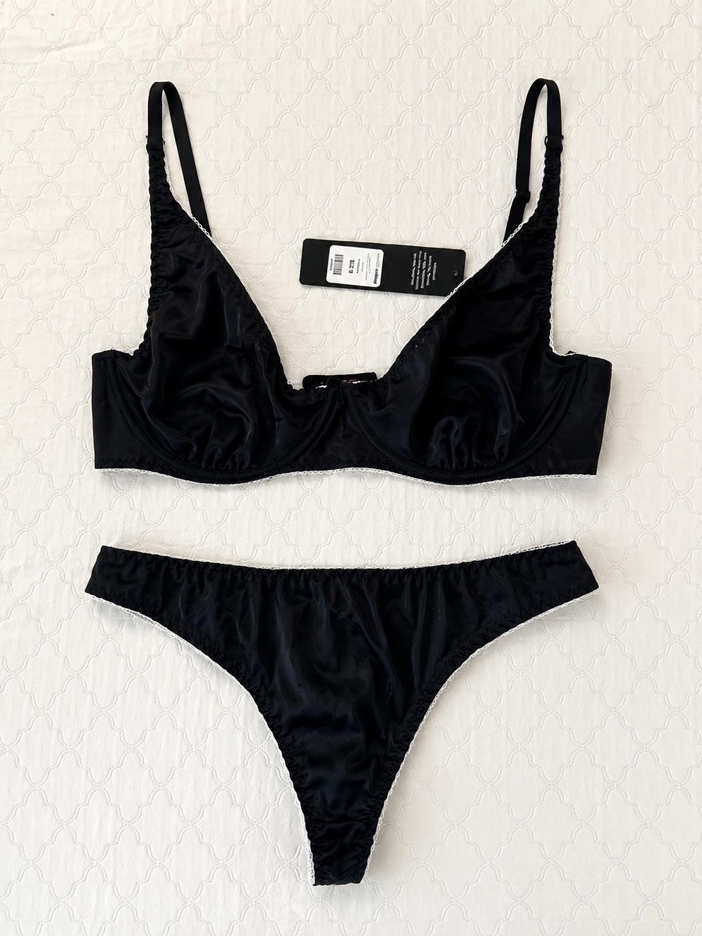 Black Satin Underwire Bra & Thong Set - Unbranded